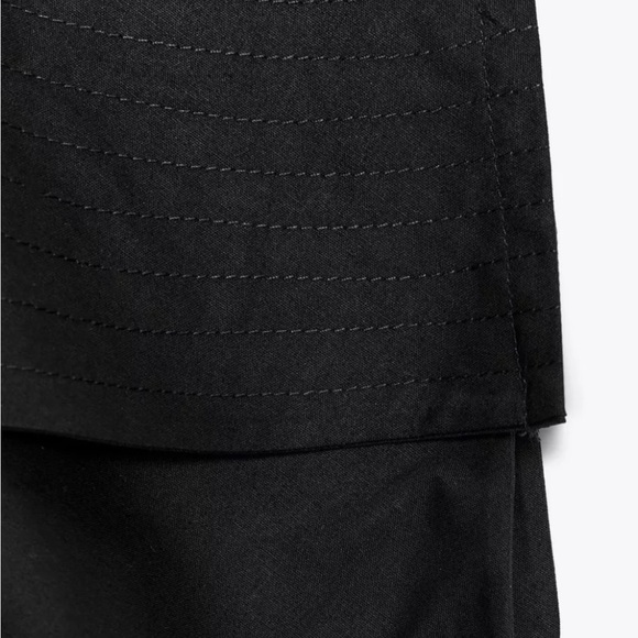 Elegant Black One-Shoulder Bodysuit - Picture 7 of 8